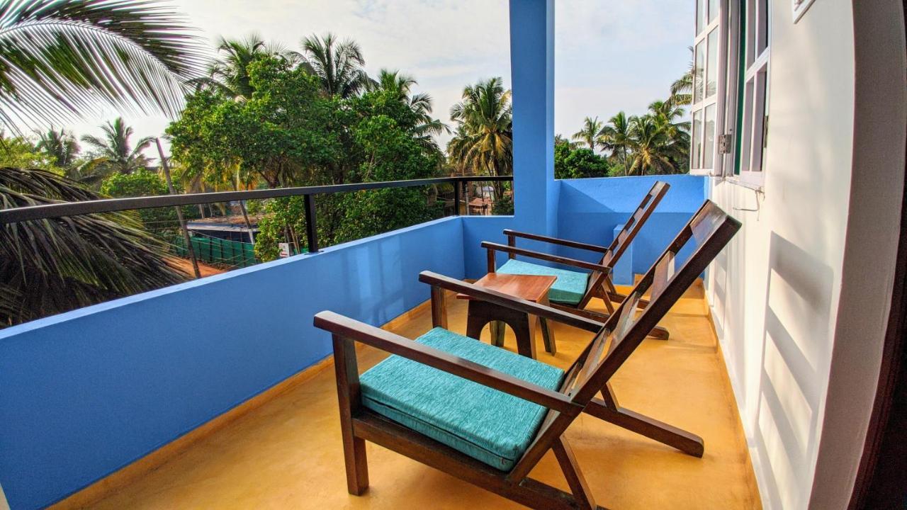 Shunyachi Lotusfeet Hotel Morjim Exterior photo