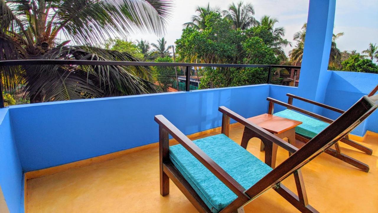 Shunyachi Lotusfeet Hotel Morjim Exterior photo